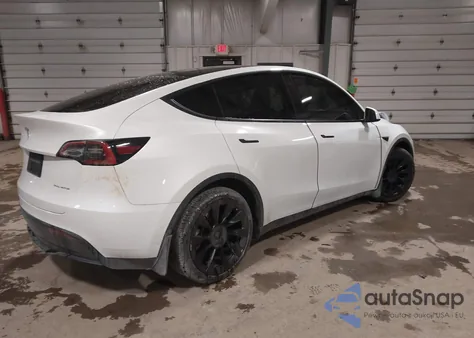 2021 Tesla Model Y Long Range Dual Motor All-Wheel Drive из США, поврежденный, VIN 5YJYGAEEXMF186940